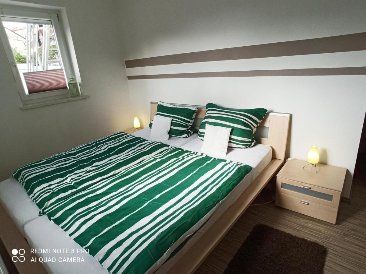 Ferienwohnung Am Hopfengarten Illschwang Buitenkant foto